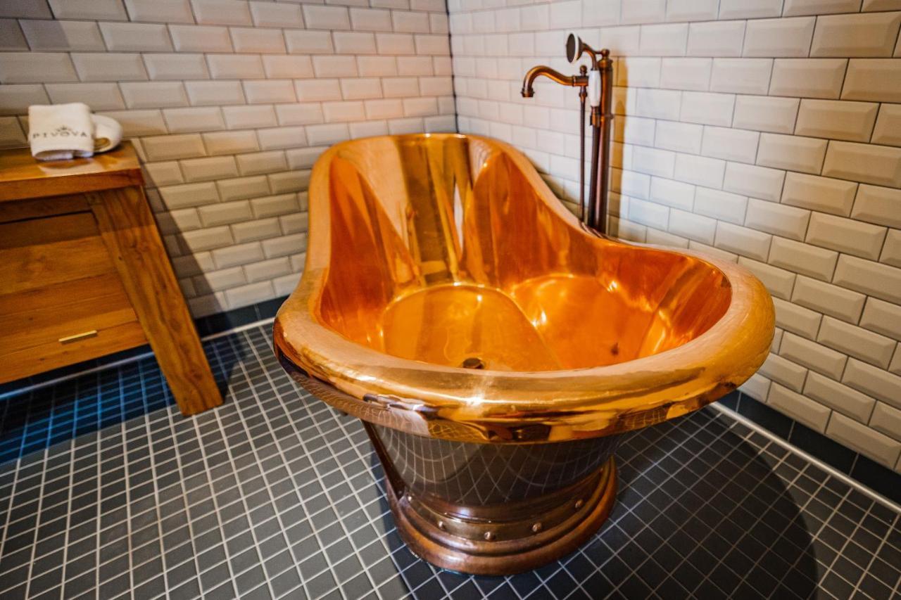 Pivovar Hotel Waco Ngoại thất bức ảnh